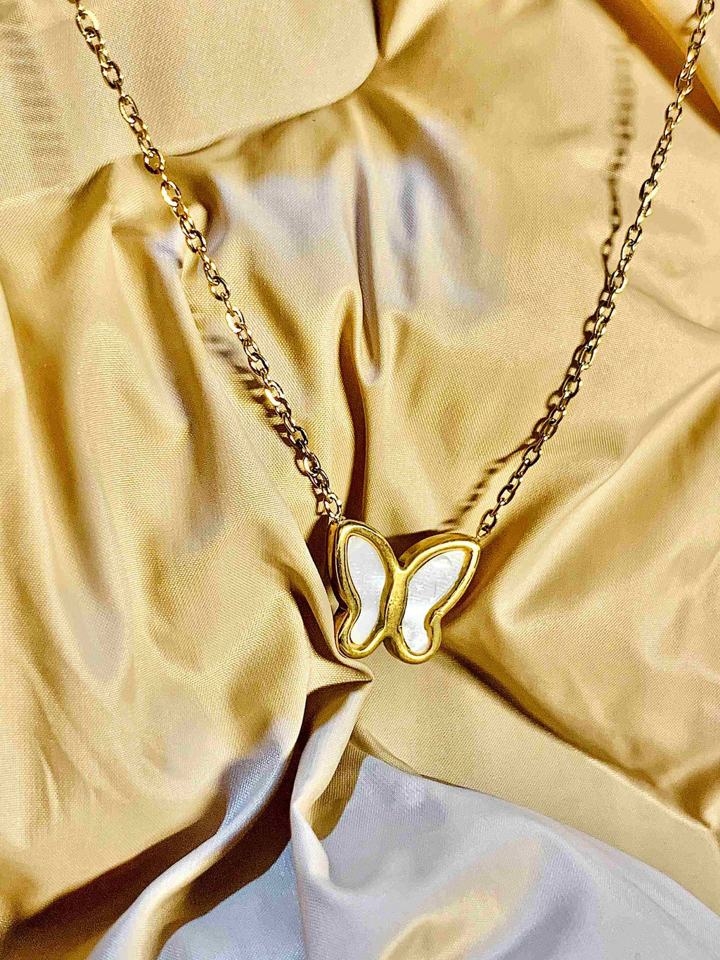 luxury gold plated exquisite titanium steel necklace