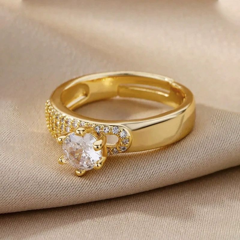 Hot-Selling 18K Gold-Plated Full Diamond Luxury Ring for Women